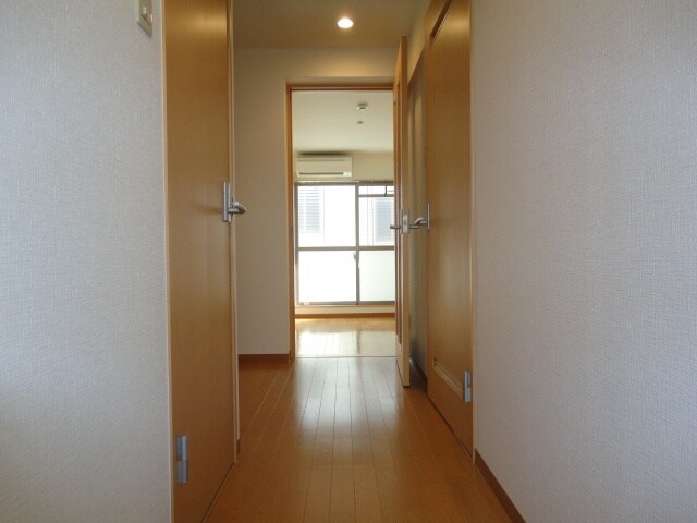 物件内観写真7　(廊下)