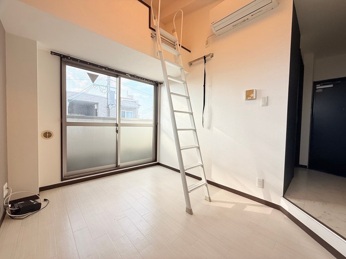 物件内観写真7　(居室)