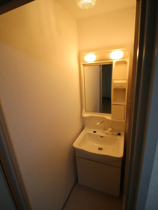 物件内観写真13　(洗面)