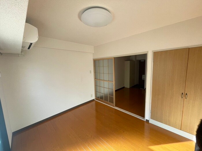 物件内観写真21　(居室)