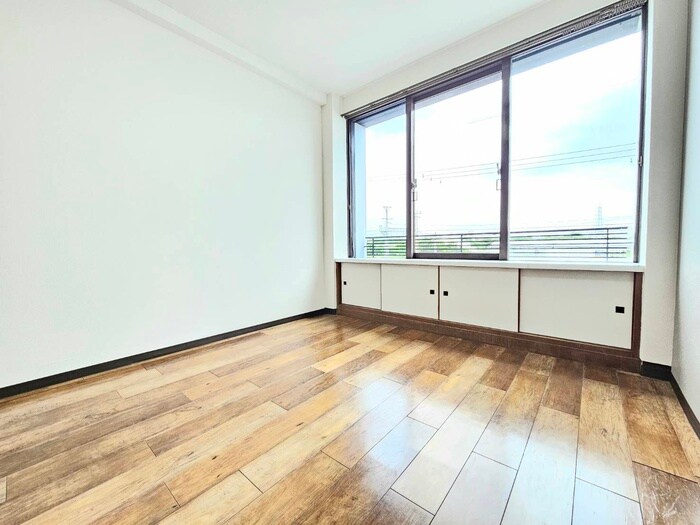 物件内観写真9　(居室)