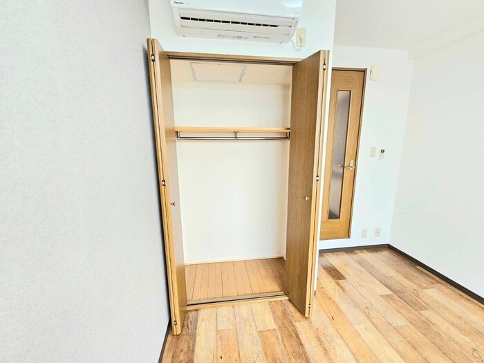 物件内観写真10　(収納)