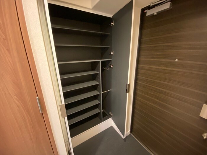 物件内観写真17　(靴箱)