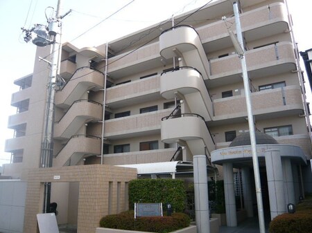 ﾗｲｵﾝｽﾞﾏﾝｼｮﾝ長岡天神（302）外観写真