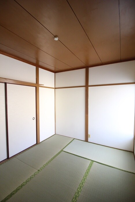 物件内観写真14　(居室)