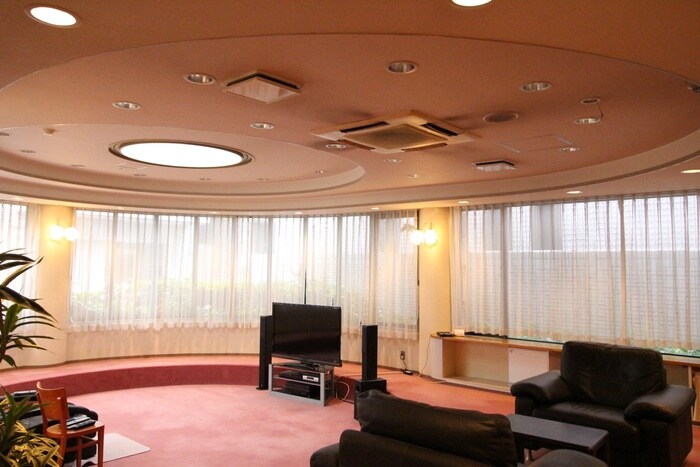 物件外観写真4　(エントランス部分)