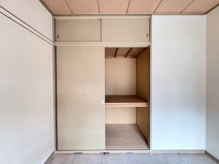 物件内観写真16　(収納)