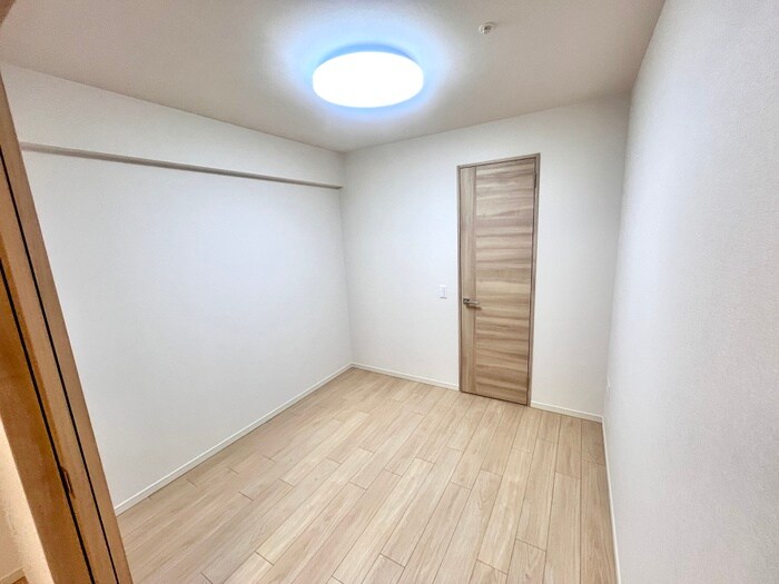 物件内観写真13　(居室)