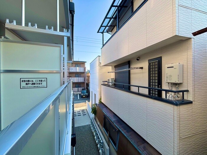 物件内観写真22　(室内からの展望)