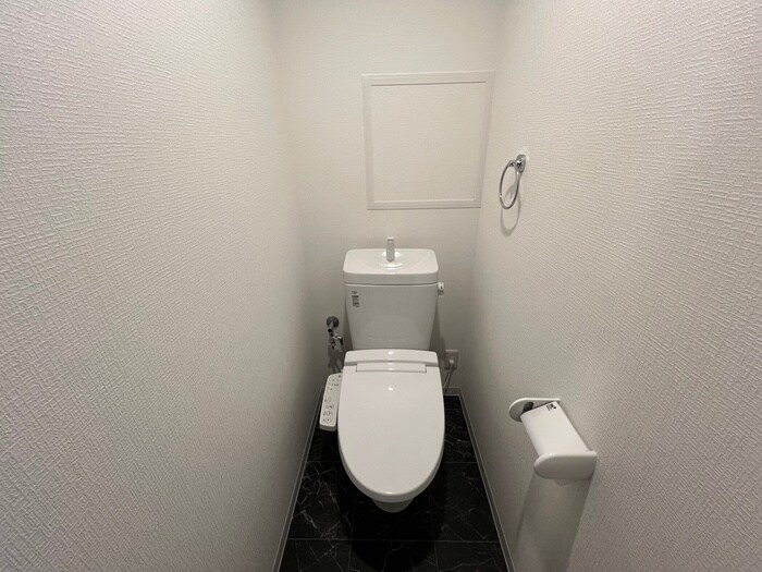 物件内観写真13　(トイレ)
