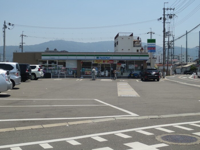 ファミリーマート