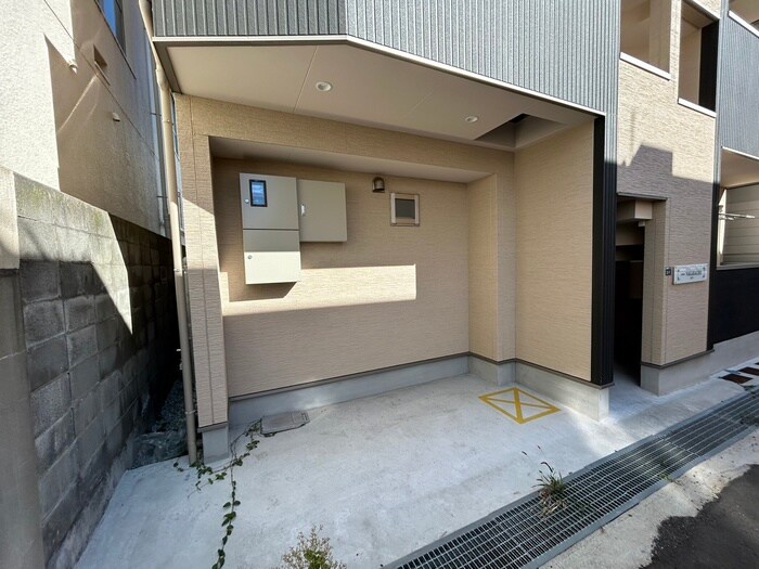 物件外観写真3　(駐輪場)