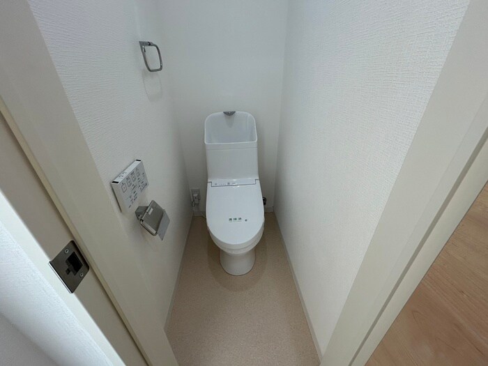 物件内観写真11　(トイレ)