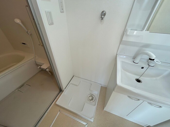 物件内観写真19　(洗濯機置場)