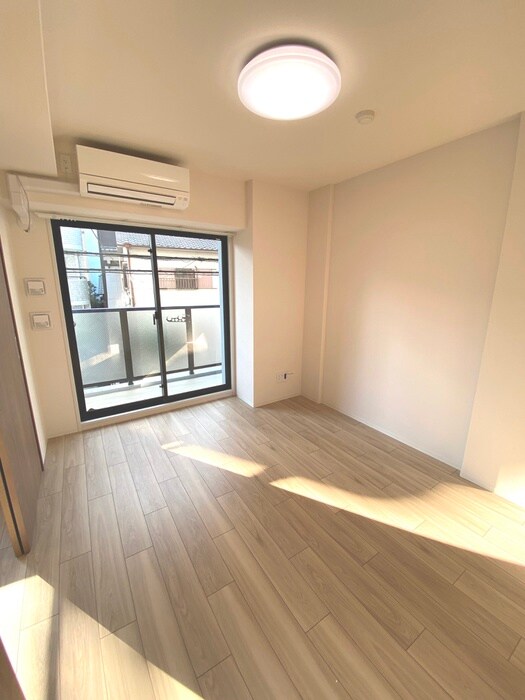 物件内観写真9　(居室)