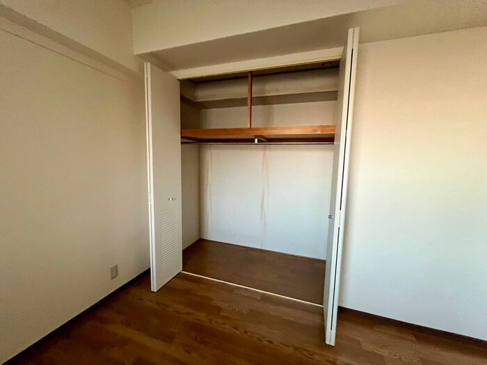 物件内観写真13　(収納)