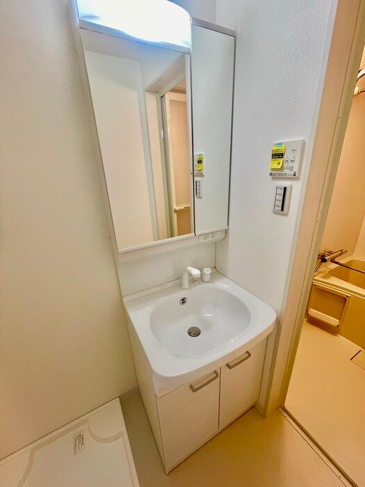 物件内観写真9　(洗面)