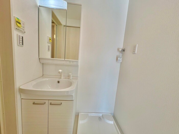 物件内観写真10　(洗面)