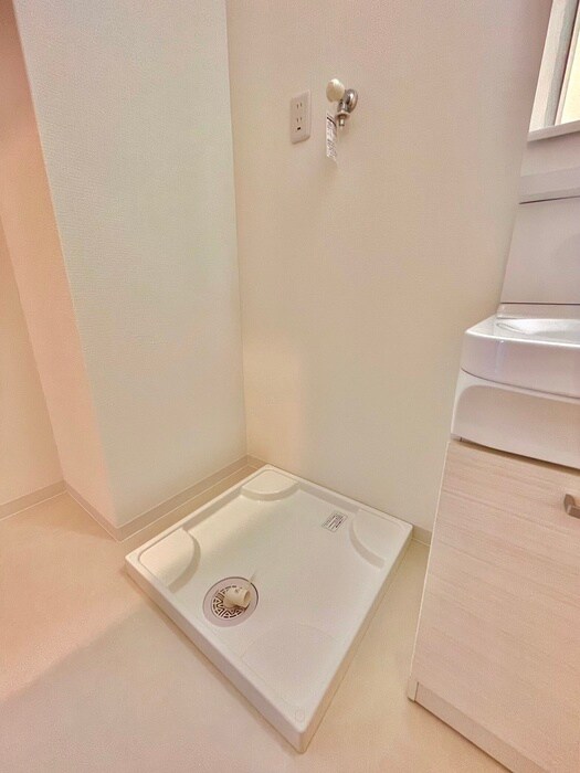 物件内観写真11　(洗濯機置場)