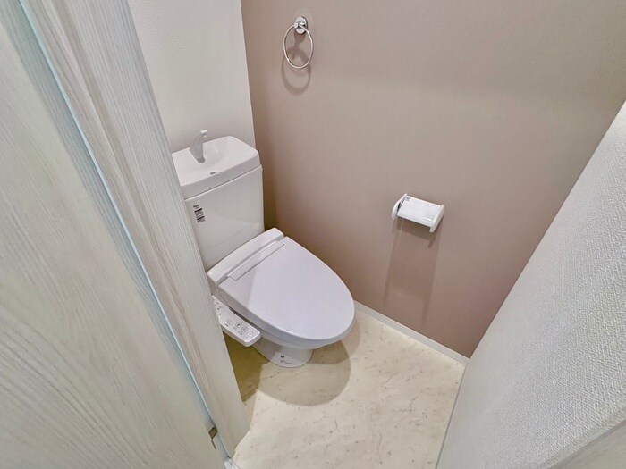 物件内観写真12　(トイレ)