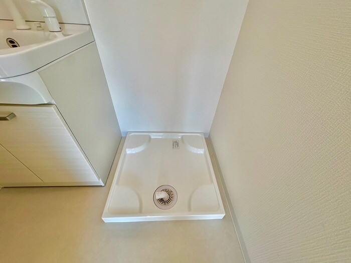 物件内観写真13　(洗濯機置場)