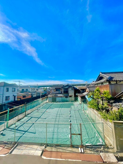 物件内観写真22　(室内からの展望)