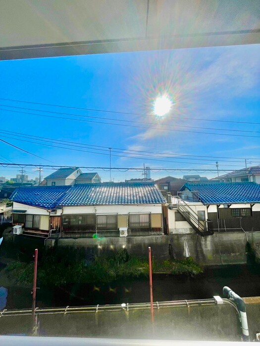 物件内観写真22　(室内からの展望)