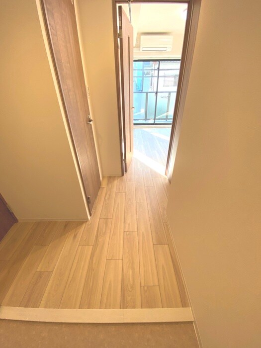 物件内観写真15　(廊下)