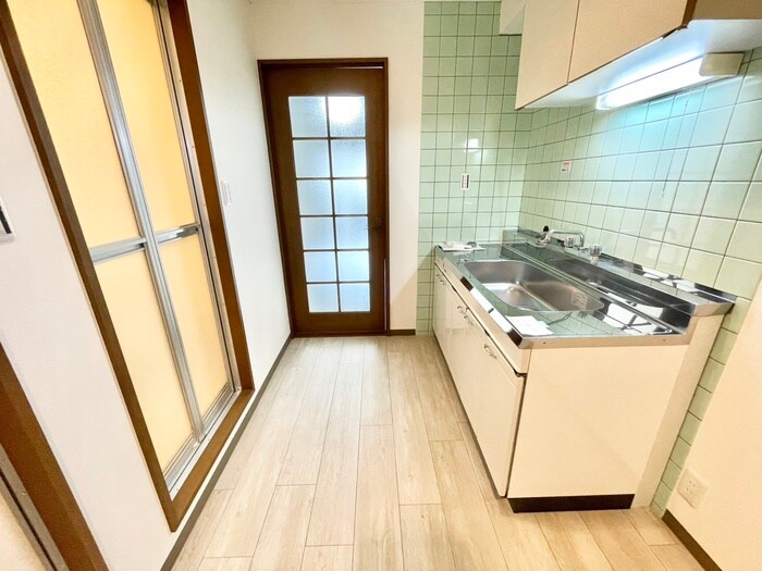 物件内観写真13　(廊下)