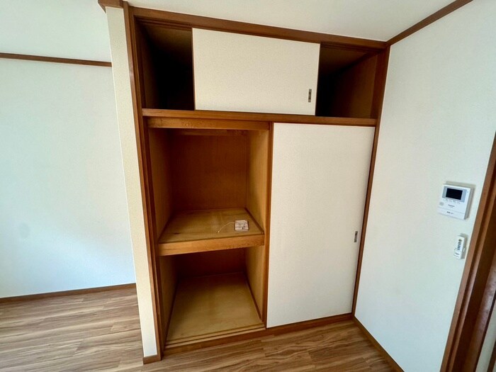 物件内観写真13　(収納)