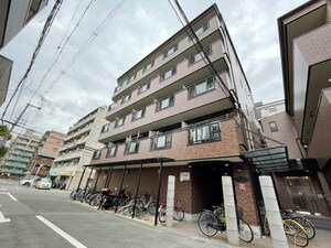 モンタ－ニュロンドⅡ外観写真