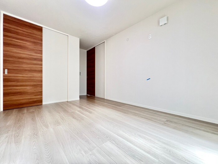 物件内観写真9　(居室)