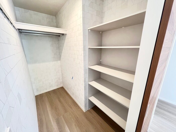 物件内観写真11　(収納)