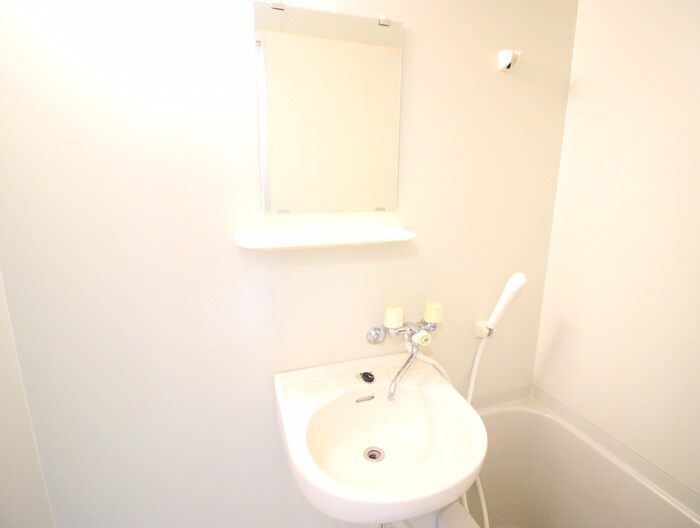 物件内観写真12　(洗面)