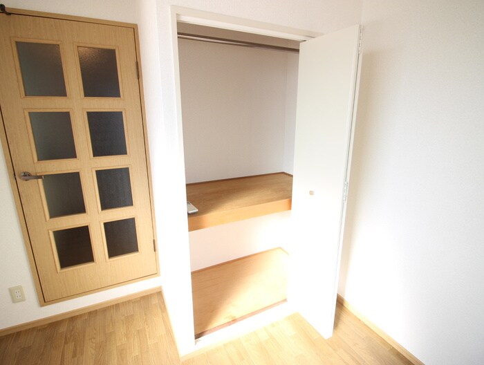 物件内観写真13　(収納)