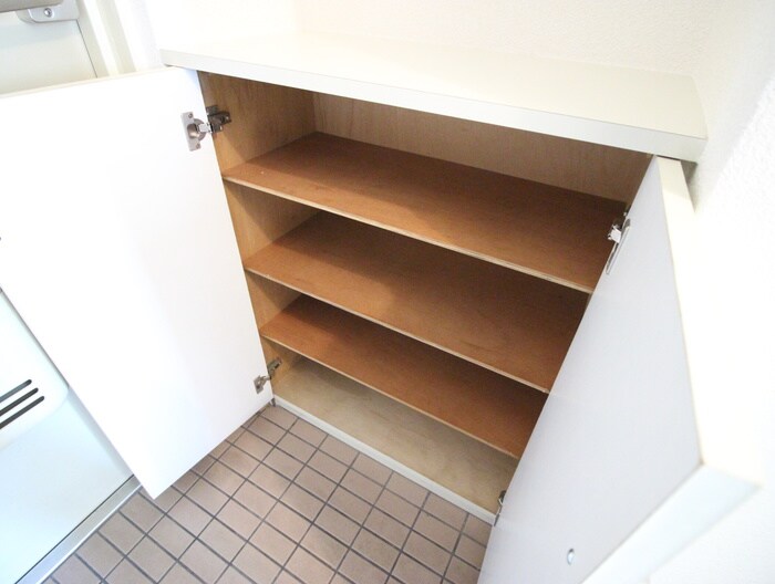 物件内観写真18　(靴箱)