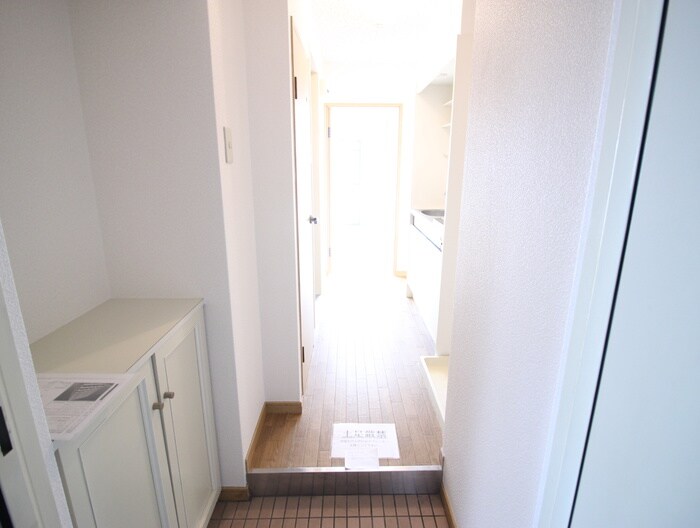 物件内観写真20　(廊下)