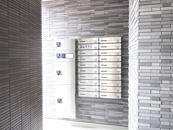 物件外観写真6　(建物設備)