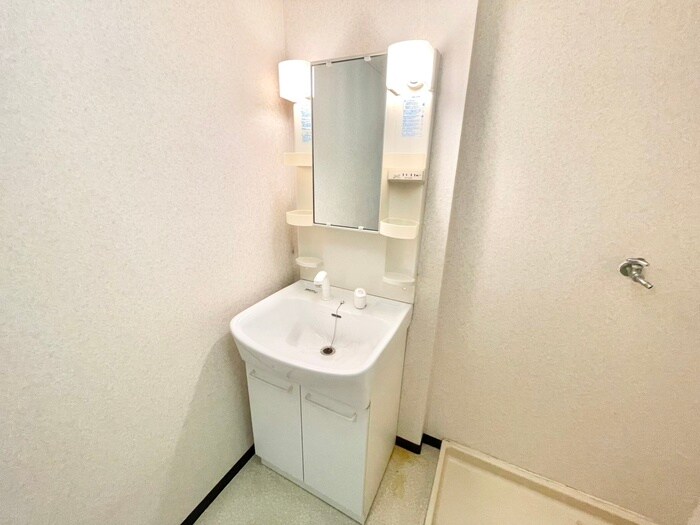 物件内観写真11　(洗面)