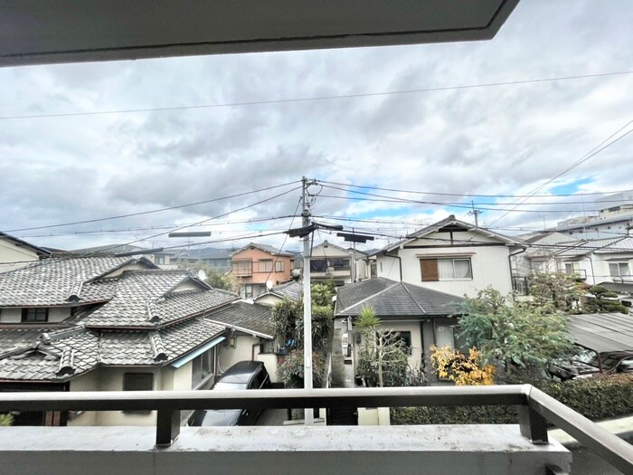 物件内観写真22　(室内からの展望)