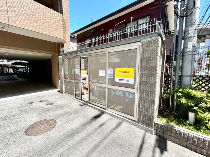 物件外観写真6　(建物設備)