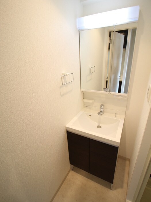 物件内観写真11　(洗面)