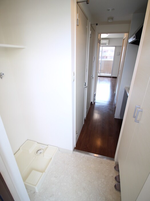 物件内観写真18　(玄関)