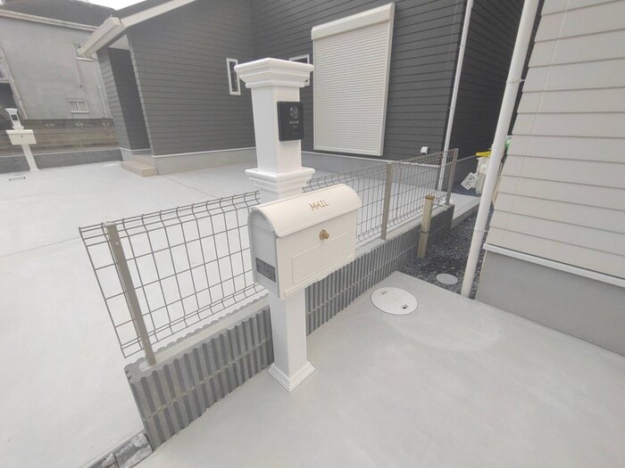 物件外観写真4　(建物設備)