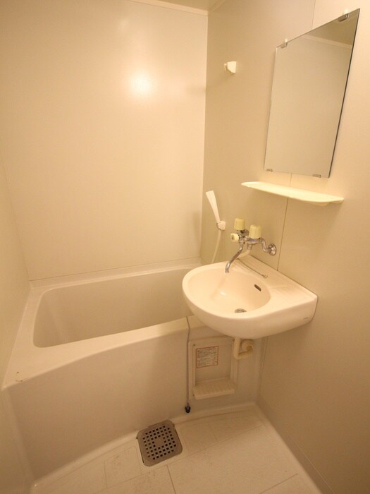 物件内観写真9　(洗面)