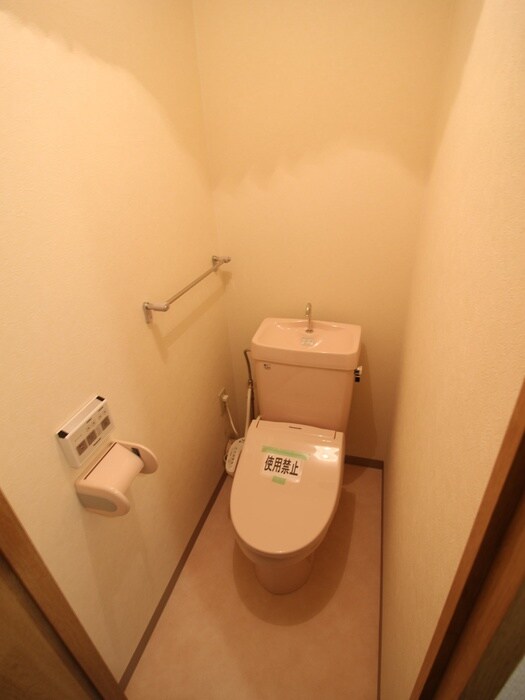 物件内観写真10　(トイレ)