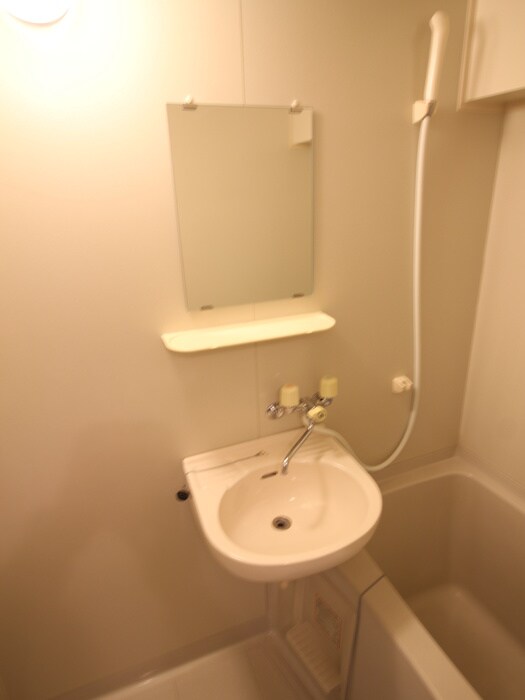 物件内観写真12　(洗面)