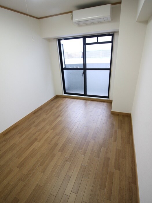 物件内観写真12　(居室)