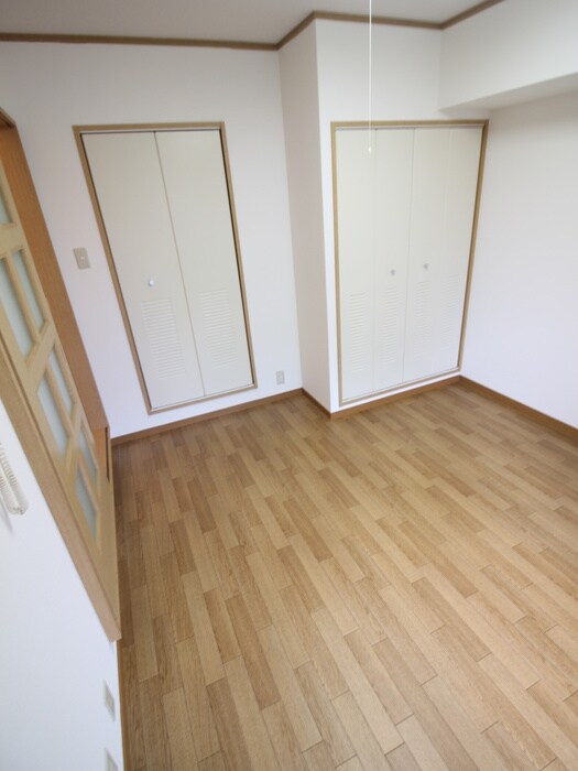 物件内観写真18　(居室)