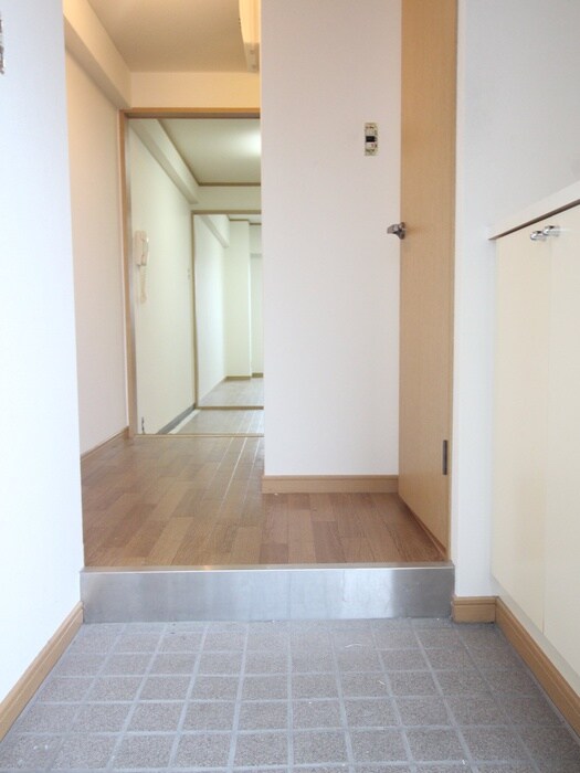物件内観写真19　(廊下)